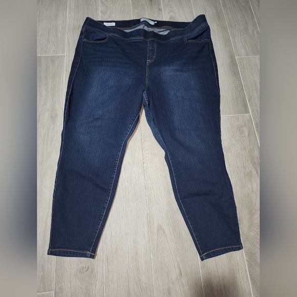 Torrid Jeans - Picture 1 of 7
